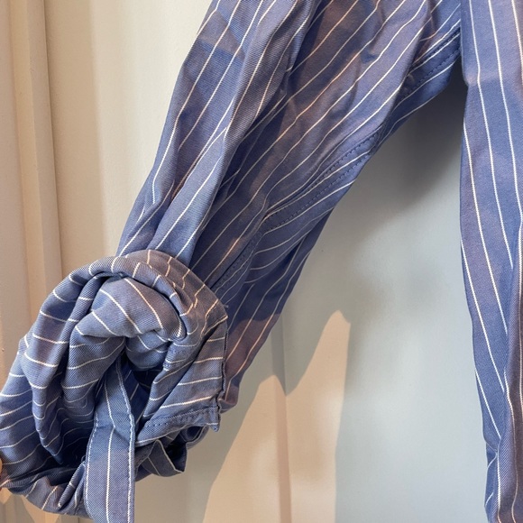 TNA button up - size S. NWOT - Picture 3 of 4